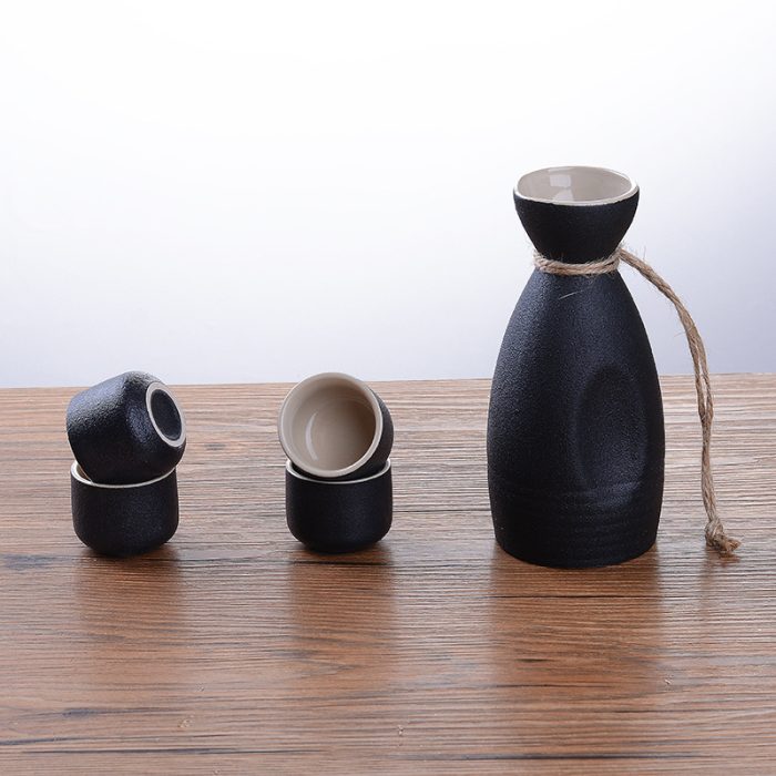 Golden Paisley fine living - Sakura Vintage Japanese Sake Set